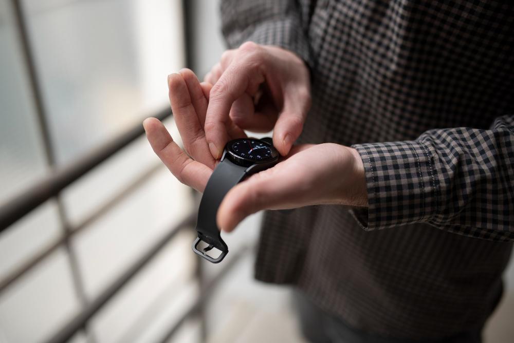 How to Turn Off Apple Watch?